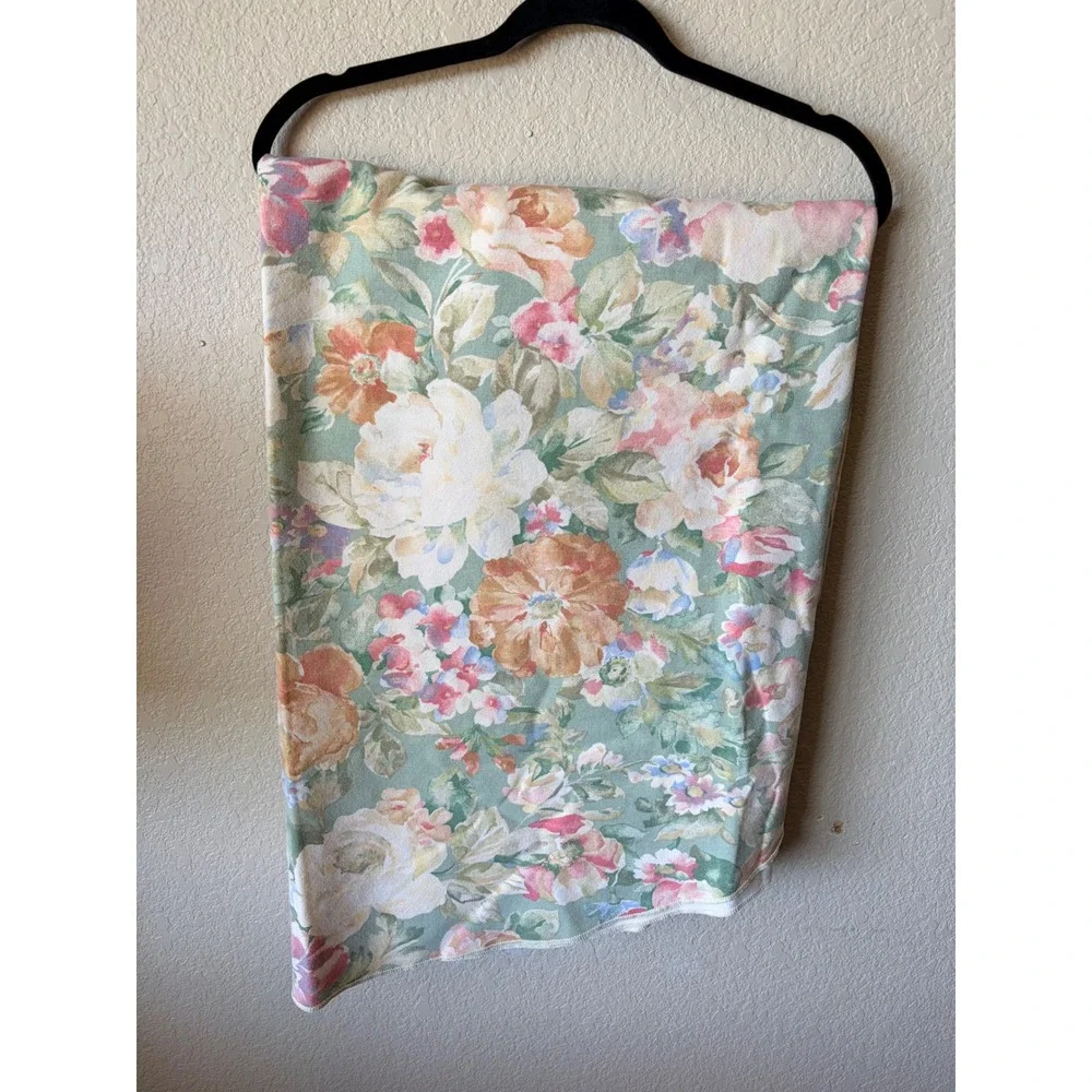 Vintage Floral Rose Fabric Sage‎ Green Pink Shabby Chic Cottagecore 80 x 60